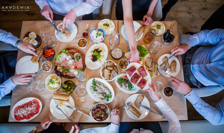 nawyki żywieniowe Polaków - Restauracja Akademia